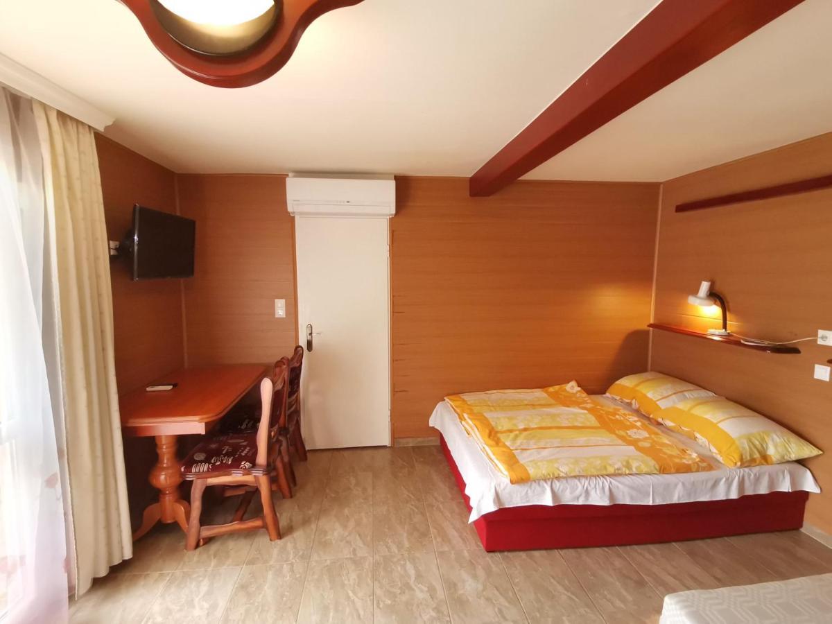Mini Villa Hajdúszoboszló المظهر الخارجي الصورة